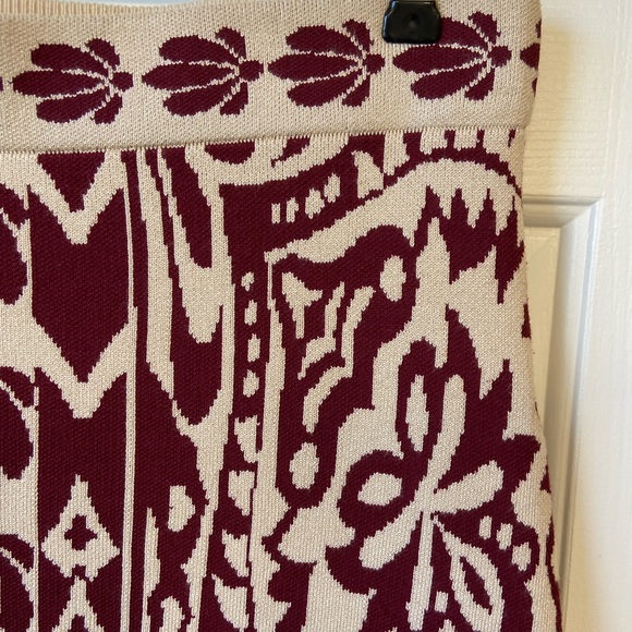 Farm Rio Pineapple Love Knit Burgundy Midi Skirt Sz Large - Picture 6 of 13